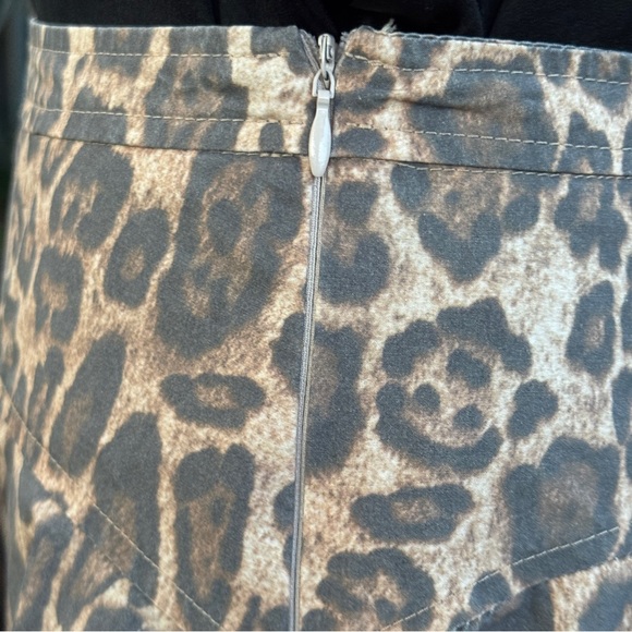 ๐ Sky To Moon Leopard Print Bubble Hem Mini Skirt, Size M - Picture 7 of 11